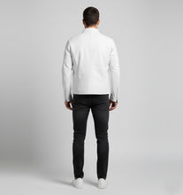 Laden Sie das Bild in den Galerie-Viewer, Signature Bikerjacke aus alabasterweißem Leder – schmale Passform