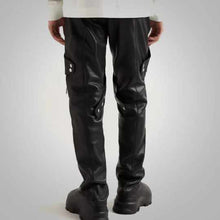 Laden Sie das Bild in den Galerie-Viewer, Schwarze Herren-Lederhose aus Lammfell im Biker-Stil