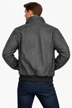 Laden Sie das Bild in den Galerie-Viewer, Leder Fliegerjacke Metropolitan Holzkohlegrau – Aviator-Stil