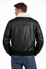 Laden Sie das Bild in den Galerie-Viewer, Fliegerbomberjacke G-1 aus Leder – Echter Piloten-Stil