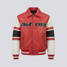 Laden Sie das Bild in den Galerie-Viewer, All Star Varsity Leder Bomberjacke – Salvage Red Edition