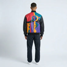 Laden Sie das Bild in den Galerie-Viewer, Herren Artistic Plüsch-Lederjacke – Statement Edition im Picasso-Stil