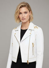 Laden Sie das Bild in den Galerie-Viewer, Signature Schneewittchen-Leder-Bikerjacke – Goldbesetzte Luxus-Motorradjacke
