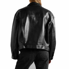 Laden Sie das Bild in den Galerie-Viewer, Damen-Shirt aus schwarzem Leder