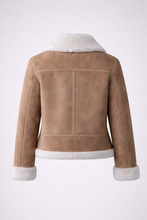 Laden Sie das Bild in den Galerie-Viewer, Women's Classic Leather Shearling Jacket