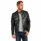 Schwarze Motorrad-Lederjacke