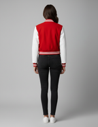 Damen Varsity Jacke Rot & Weiß – Knopfverschluss Rippstrick-Bündchen Bomberjacke
