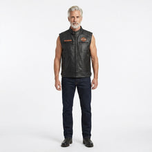 Laden Sie das Bild in den Galerie-Viewer, Herren Motorradweste aus echtem schwarzem Leder – Harley Davidson-Biker Club Cut
