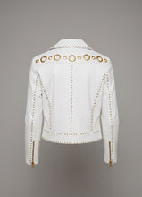 Laden Sie das Bild in den Galerie-Viewer, Signature Schneewittchen-Leder-Bikerjacke – Goldbesetzte Luxus-Motorradjacke

