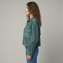 Laden Sie das Bild in den Galerie-Viewer, Women's Green Fringed Western Leather Jacket
