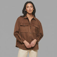 Laden Sie das Bild in den Galerie-Viewer, Women's Brown Suede Shacket
