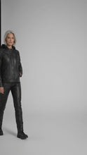 Laden und Abspielen von Videos im Galerie-Viewer, Damen Aurora Harley Davidson Echtlederjacke – Schmale Passform Moto-Stil
