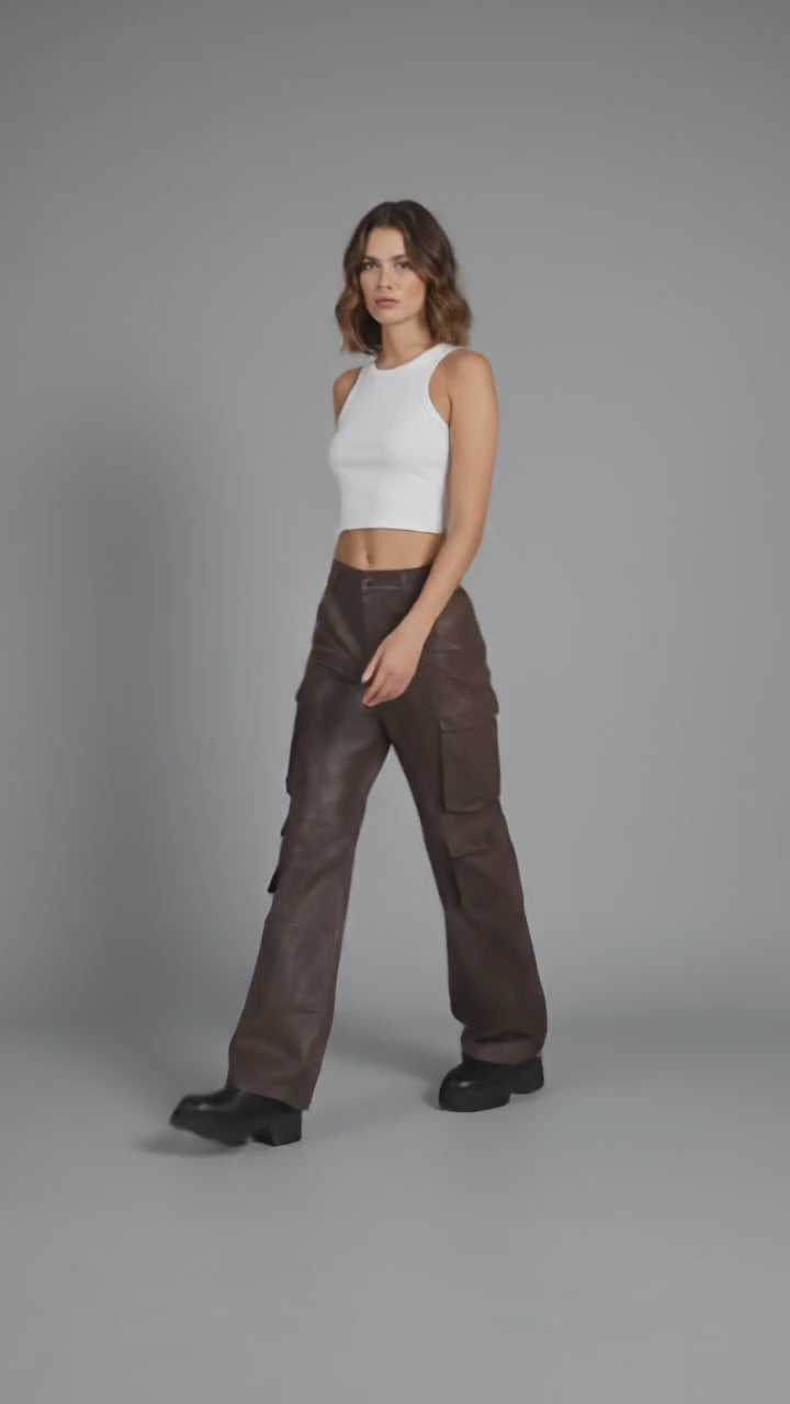 Damen Cargohose aus braunem Leder – Weite Utility-Hose aus Echtleder