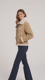 Damen Fliegerjacke aus hellem beigem Lammleder