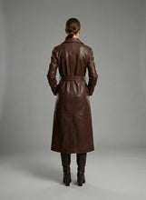Laden Sie das Bild in den Galerie-Viewer, Damen Marciano Lana Langer Ledermantel – Luxuriöser Designer Trench-Stil
