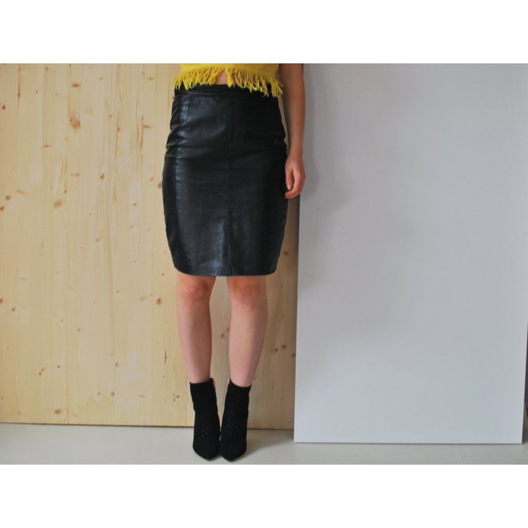 Womens knee length black leather tube skirt with minimal seams